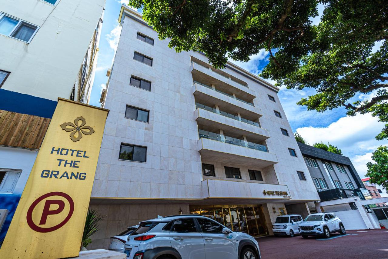 Hotel The Grang Seogwipo-stad Buitenkant foto