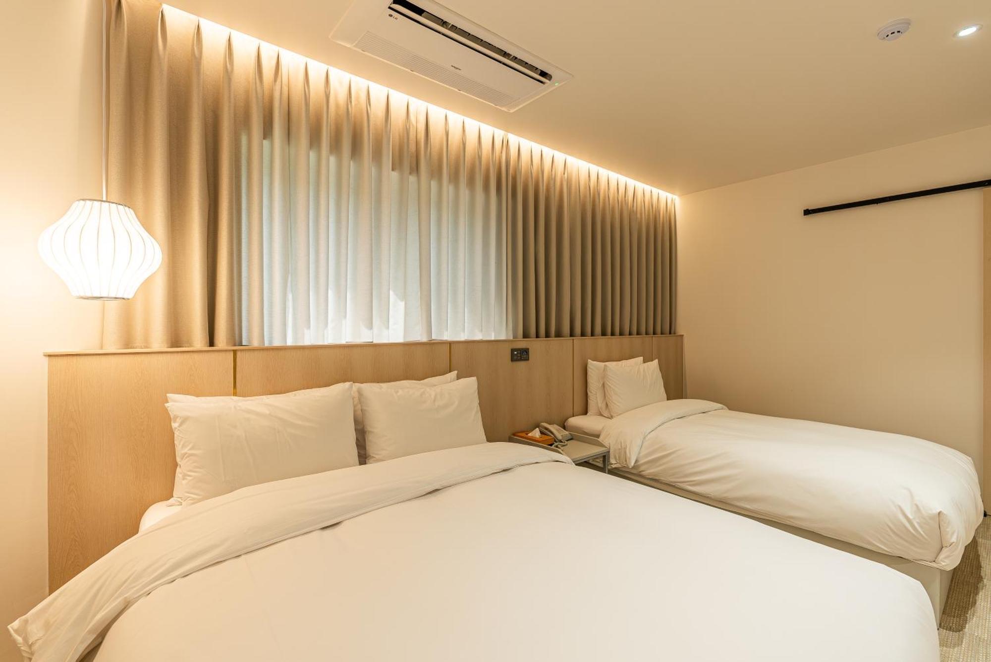 Hotel The Grang Seogwipo-stad Buitenkant foto